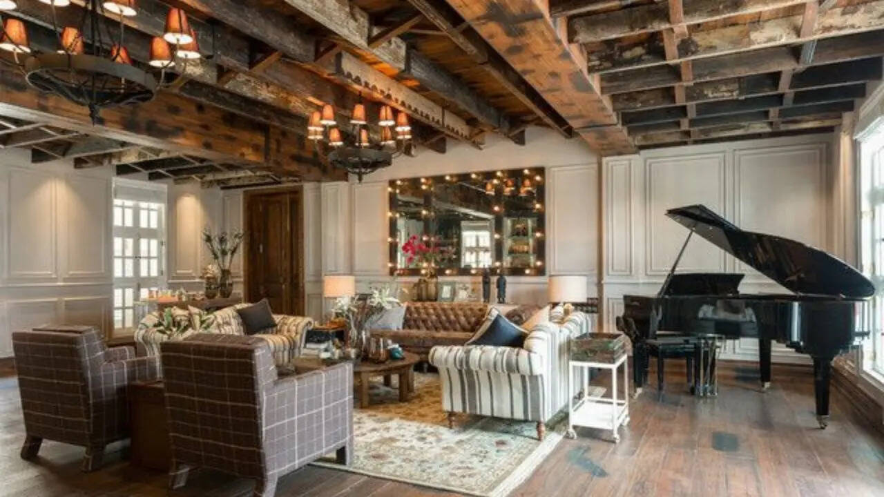 Inside Kangana Ranaut's Rs 30 Crore Manali House. (Image: Pinterest)
