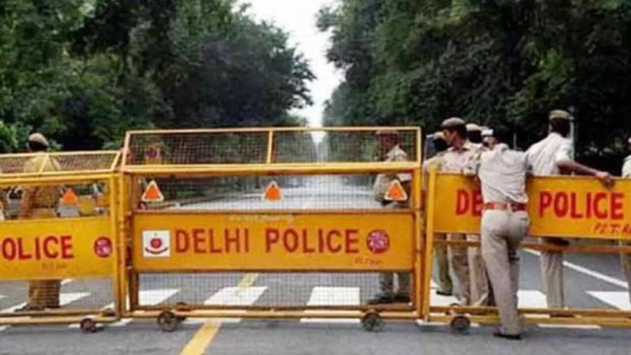 IAF Wing Commander Allegedly Honey-Trapped By Pak Operative; Yet To Seek Bail 2 Months After Arrest