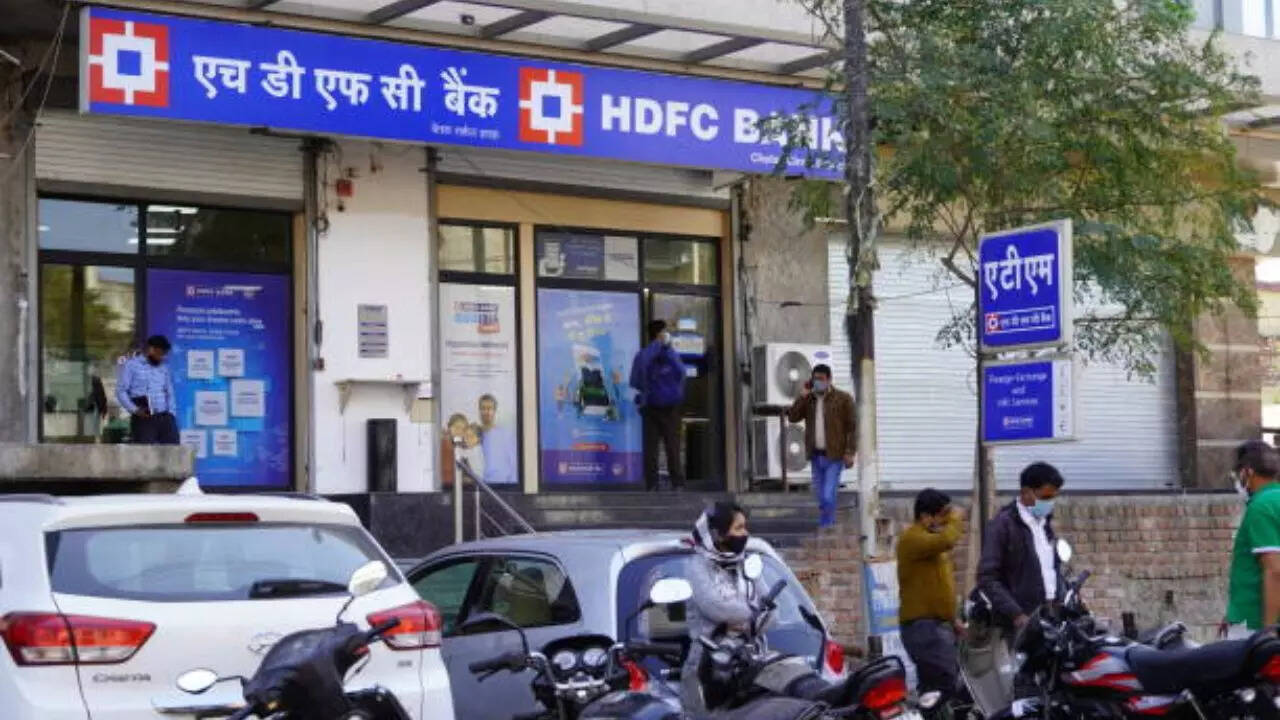 HDFC Bank Cuts MCLR by 5 bps: Will Home, Personal Loans Get Cheaper?