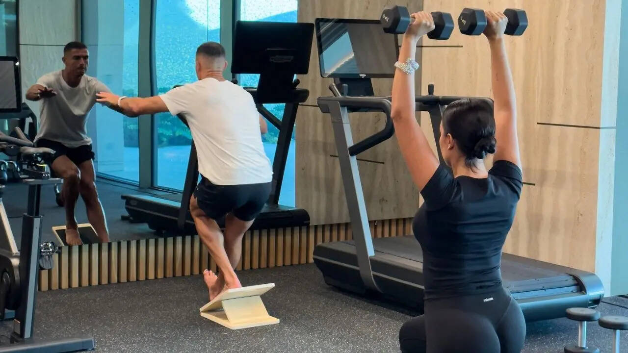 Cristiano Ronaldo and Georgina Rodríguez. (Photo: Juergen Teller for Vogue)