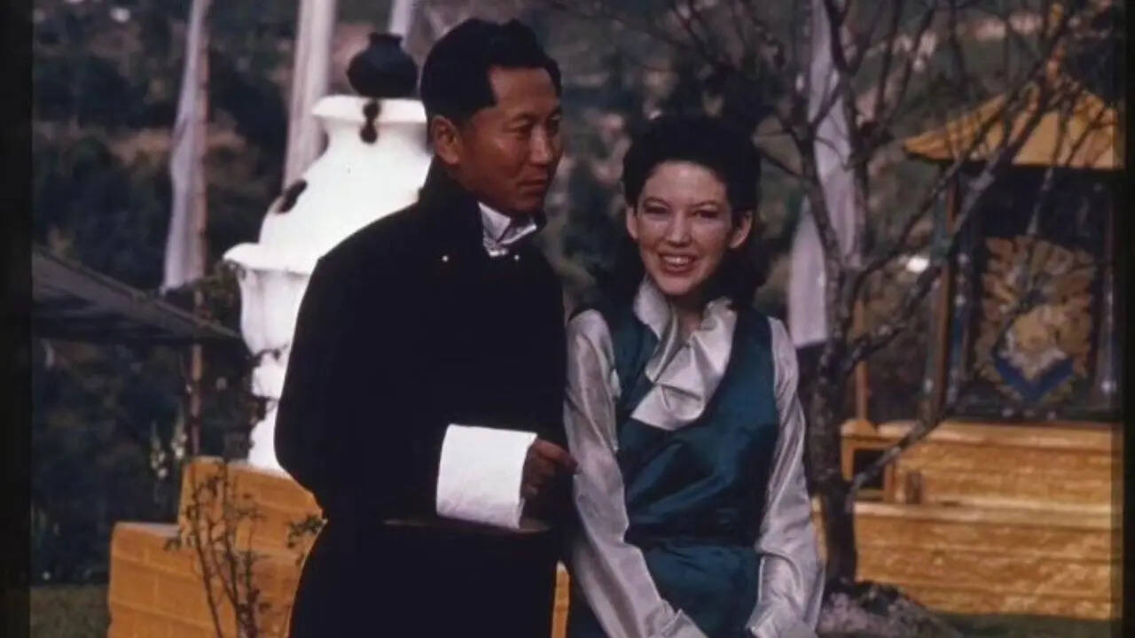 Palden Thondup Namgyal and Hope Cooke.