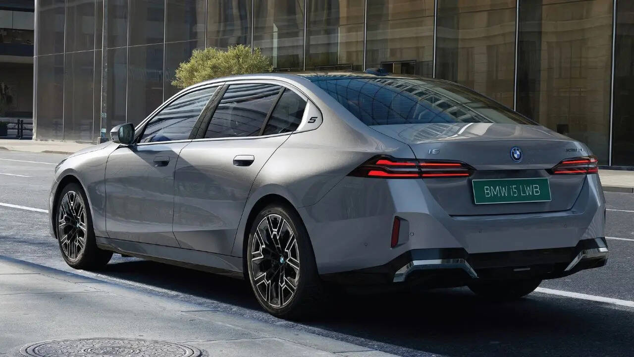 BMW i5 LWB