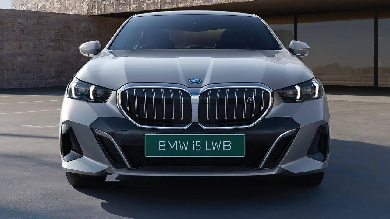 BMW i5 LWB Front Profile