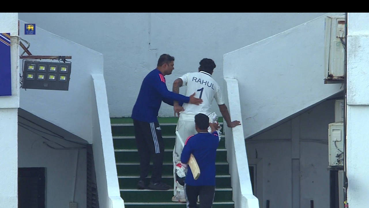 KL Rahul walked off during the final session. Photo: Screenshot